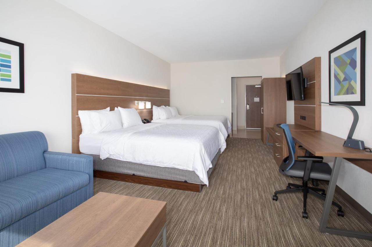 Holiday Inn Express & Suites - Goodland I-70 By Ihg Εξωτερικό φωτογραφία