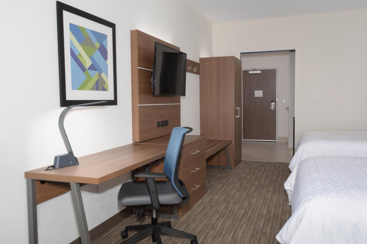Holiday Inn Express & Suites - Goodland I-70 By Ihg Εξωτερικό φωτογραφία