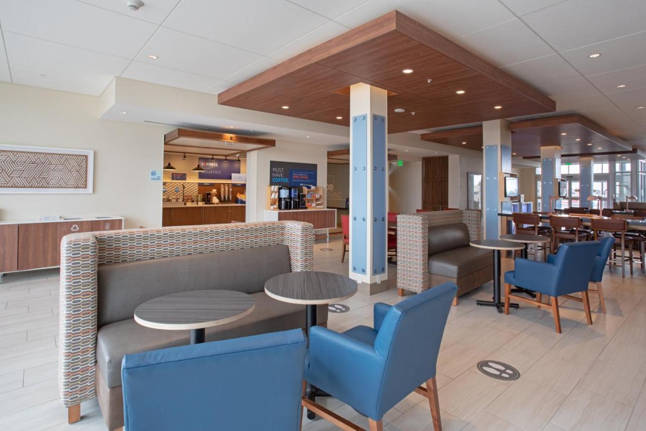 Holiday Inn Express & Suites - Goodland I-70 By Ihg Εξωτερικό φωτογραφία